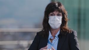 La directora de la Ertzaintza, Victoria Landa, durante la entrevista en ETB2.