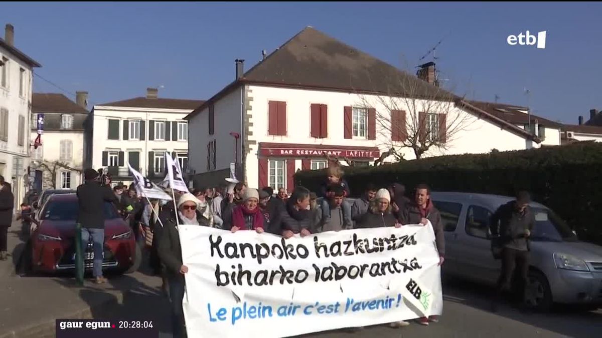 Manifestazioa Donapaleun. EITB Mediaren bideo batetik ateratako argazkia.