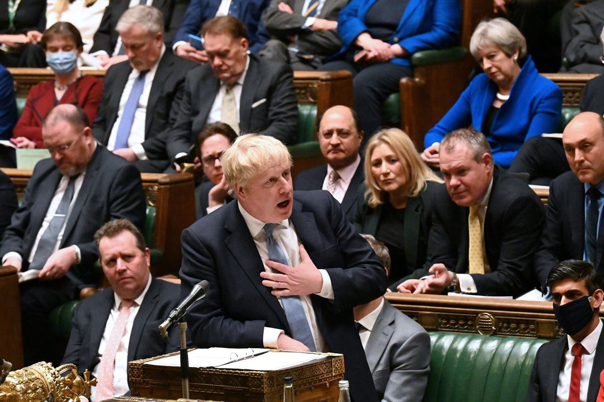 El primer ministro británico, Boris Johnson, en la Cámara de los Comunes. Foto: EFE