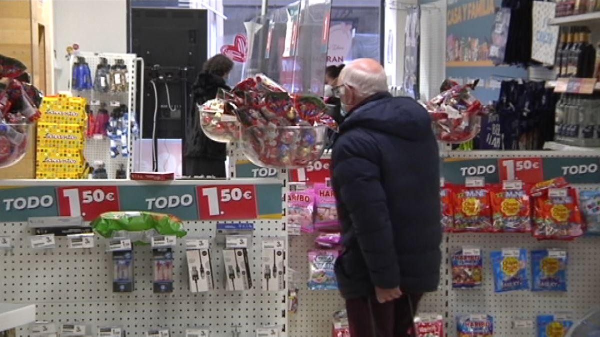 Supermercado 'outlet'. Imagen obtenida de un vídeo de EITB Media.