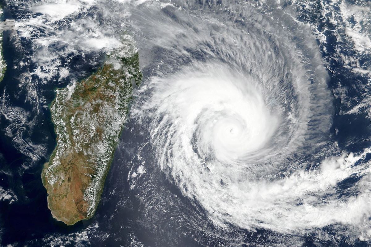 El ciclón Batsirai llega a Madagascar. Foto: EFE.
