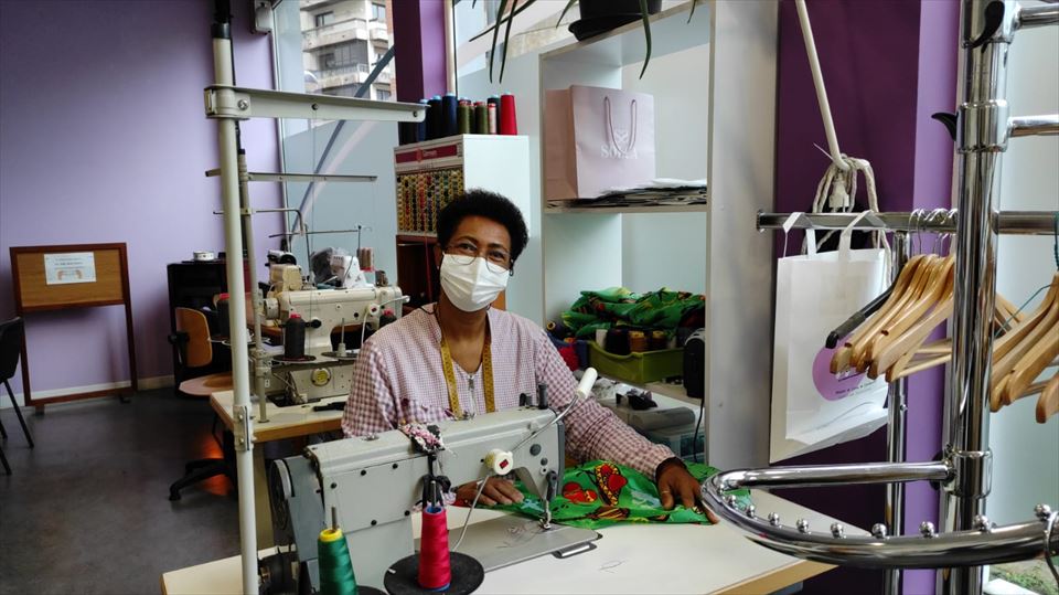 Confección y diseño Elvira Zapata