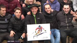 Omenaldi beroa egin diote Areson Adur Etxezarretari