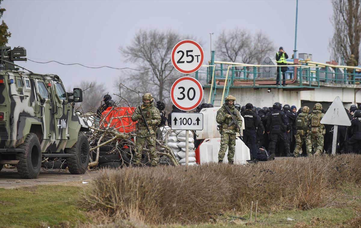 Militarren maniobrak, Ukrainan. Argazkia: Efe