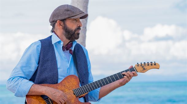 El músico dominicano Juan Luis Guerra