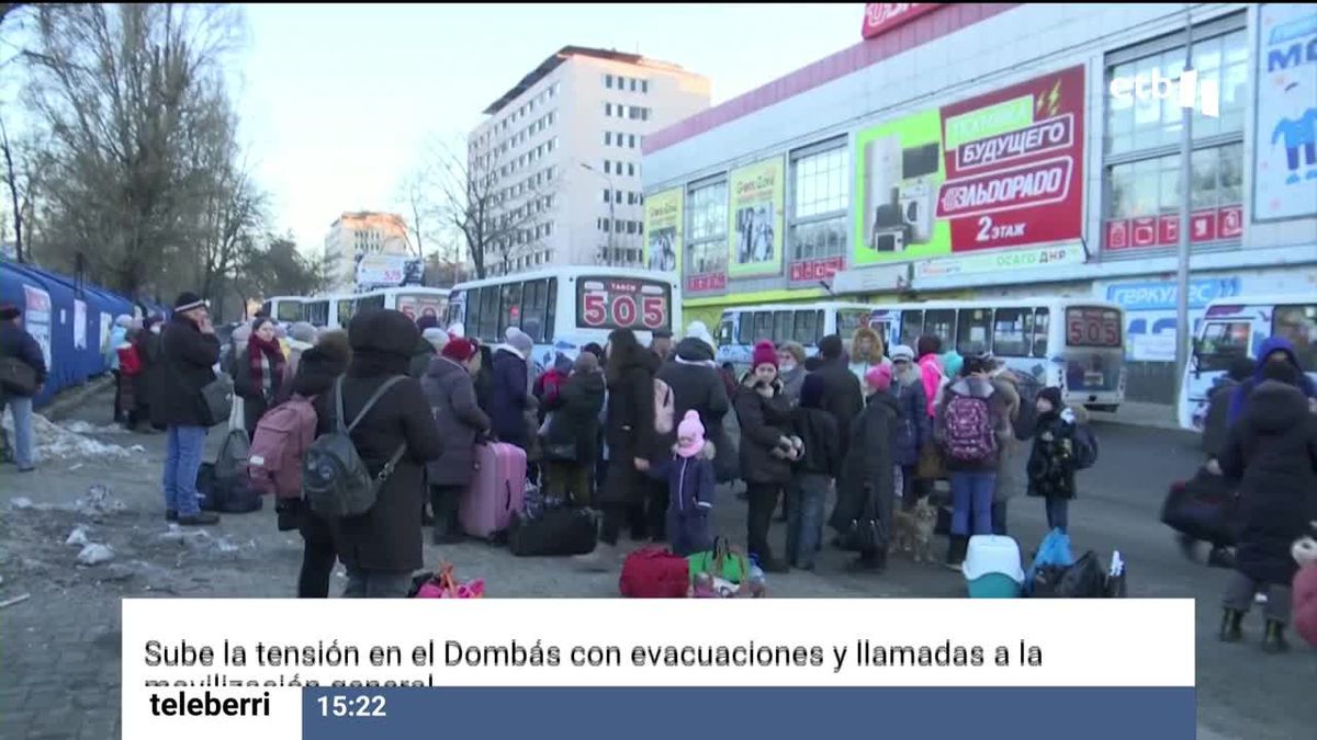 Evacuan Donbass, en el este de Ucrania