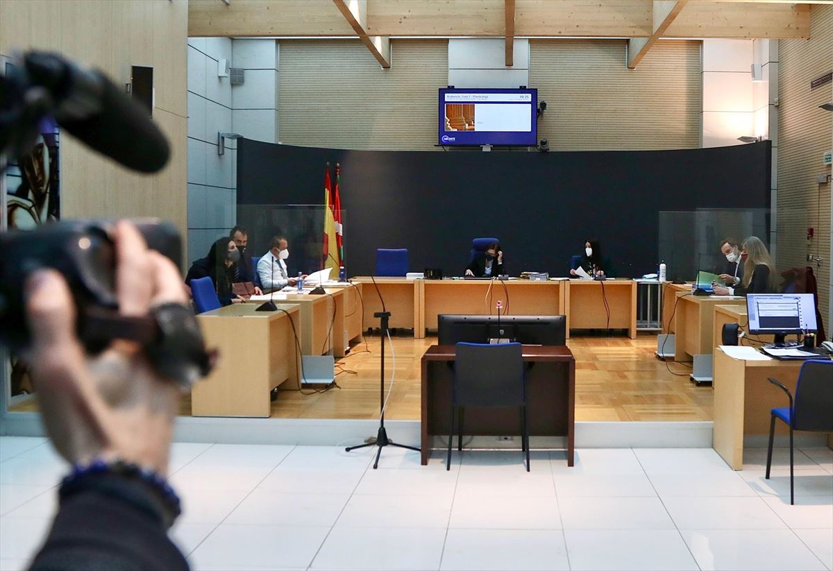 Primera sesión del juicio. Foto: EFE