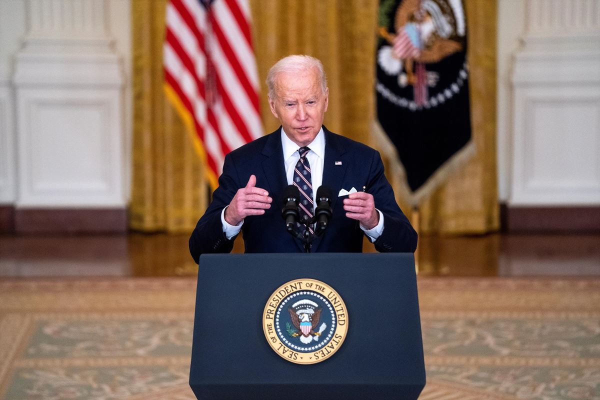 Joe Biden AEBko presidentea Etxe Zurian emandako hitzaldian. Argazkia: EFE