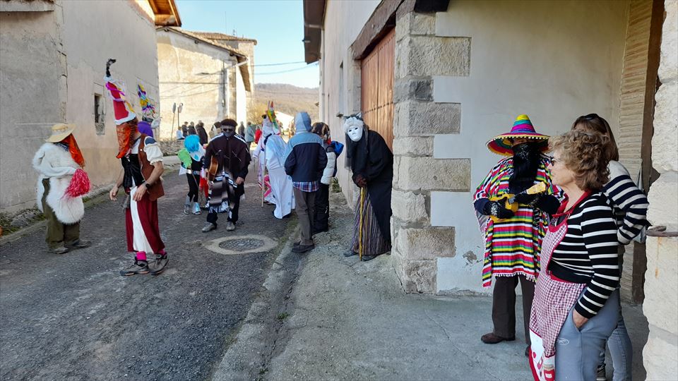 Carnaval rural del concejo de Okariz (Donemiliaga-San Millán)