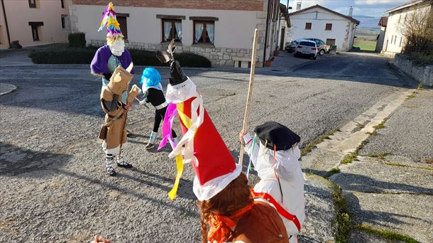Carnaval rural del concejo de Okariz (Donemiliaga-San Millán)