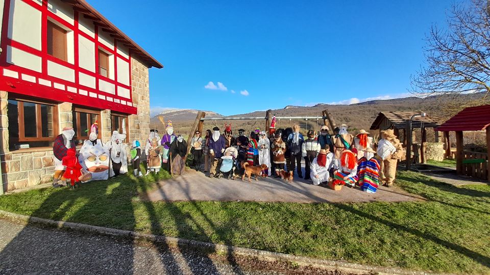 Carnaval rural del concejo de Okariz (Donemiliaga-San Millán)