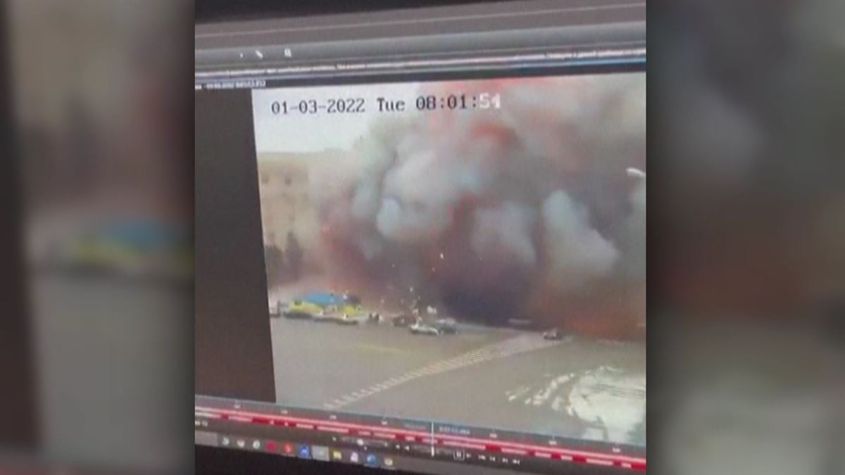 Momento de la explosión. Imagen obtenida de un vídeo de Agencias.