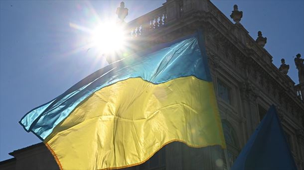 Ukrainako bandera, Errusiaren inbasioaren aurkako protesta batean