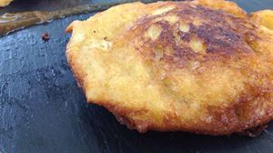 Torrija de pan de brioche caramelizada con naranja