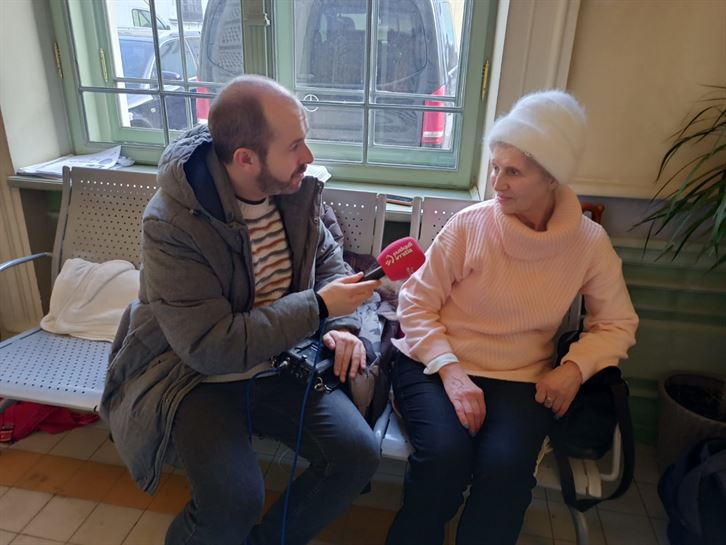 Iñaki Guridik Irina elkarrizketatu du, Przemysl hiriko estazioan 