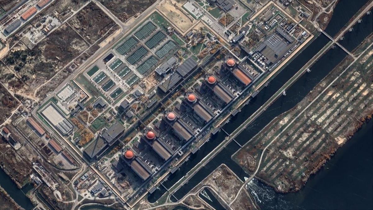 La central nuclear de Zaporiyia, atacada hoy por Rusia