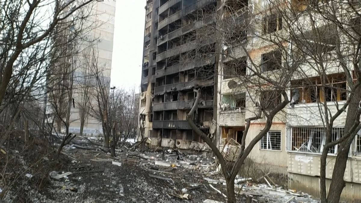 Destrucción en Járkov tras los fuertes bombardeos rusos