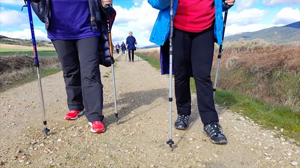 8M Marcha morada de la mujeres del Valle de Valdegovía