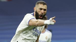 El Real Madrid remonta contra el PSG (3-1) con hat-trick de Benzema y se clasifica a los cuartos de final 