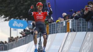 Barguil, ihesaldiko igotzailerik onena, garaile Fermon