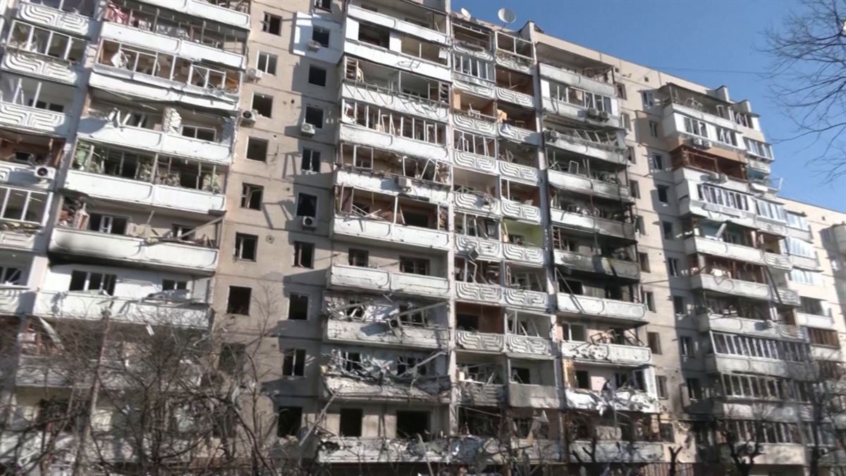 El edificio atacado. Imagen obtenida de un vídeo de Agencias.