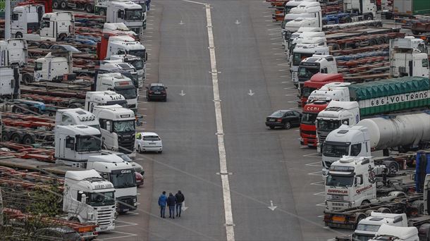 Huelga de camiones en el puerto de Bilbao