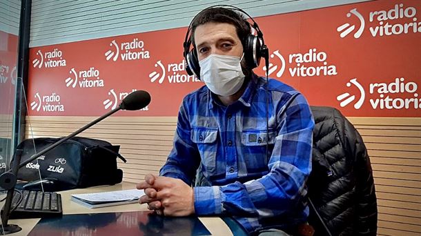 Unai Amutxategi, taxista de Vitoria-Gasteiz y protagonista de nuestro 'Cuaderno de bitácora'