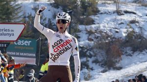 O'Connor se lleva la tercera etapa del Tour UAE y Jay Vine se coloca como nuevo líder
