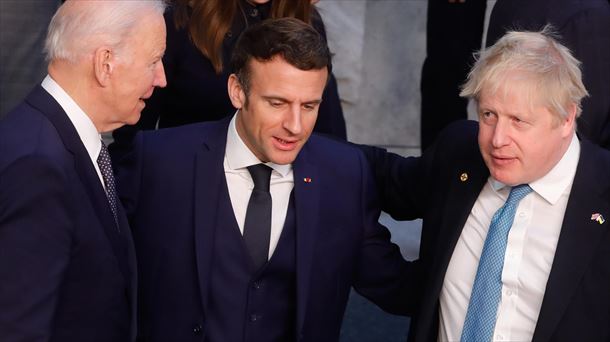 Joe Biden, Emmanuel Macron y  Boris Johnson. Foto de archivo: EFE