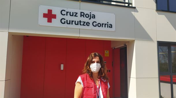 Ayuda a quienes llegan de Ucrania. Elena Luquin, directora de inclusión social de Cruz Roja Gipuzkoa