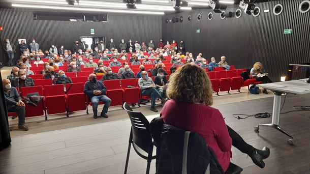 5.-142 representantes de sus respetivos concejos acuden a la cita electoral