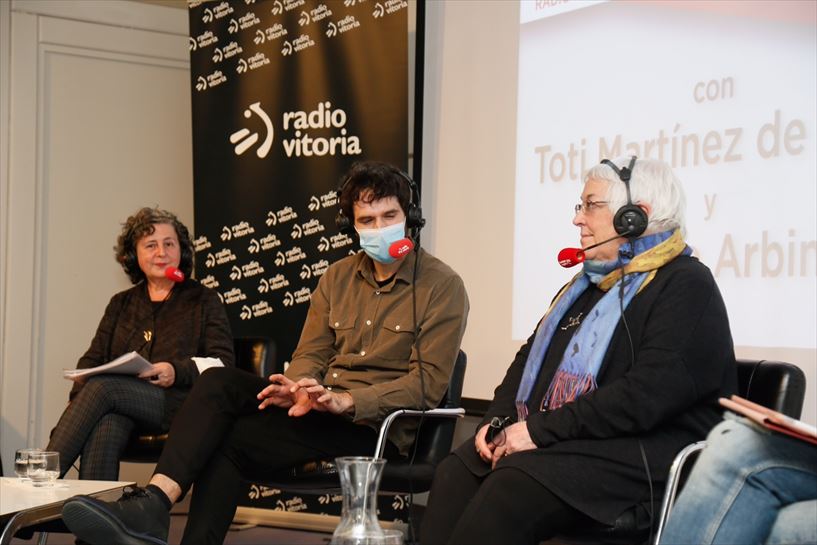  Amparo Montero, Álvaro Arbina, y Toti Martinez de Lezea 