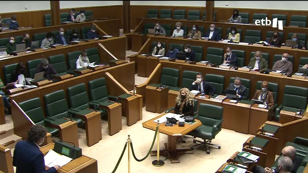 Imagen de archivo de un pleno en el Parlamento Vasco