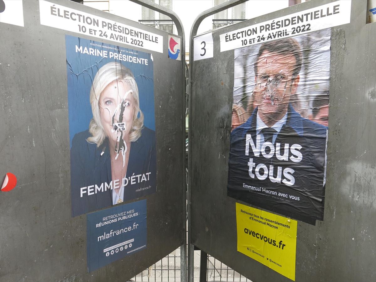 Marine Le Pen eta Emmanuel Macron