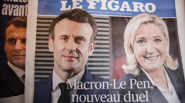 Macron eta Le Pen 'Le Figaro' egunkariaren lehen orrialdean. Argazkia: EFE