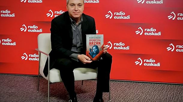 Vicente Vallés es el autor de 'Operación Kazán', novela editada por Espasa