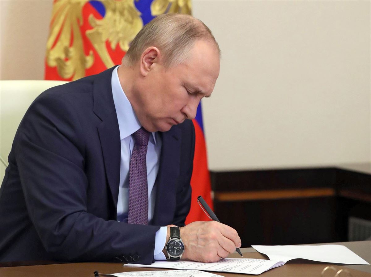 Putin, Errusiako energiari buruzko bideokonferentzia batean.