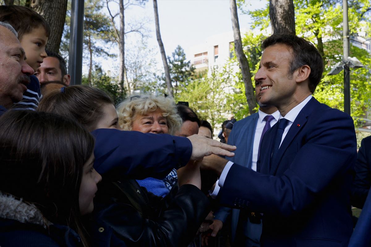 Emmanuel Macron, durante el día de votación. Foto: EFE