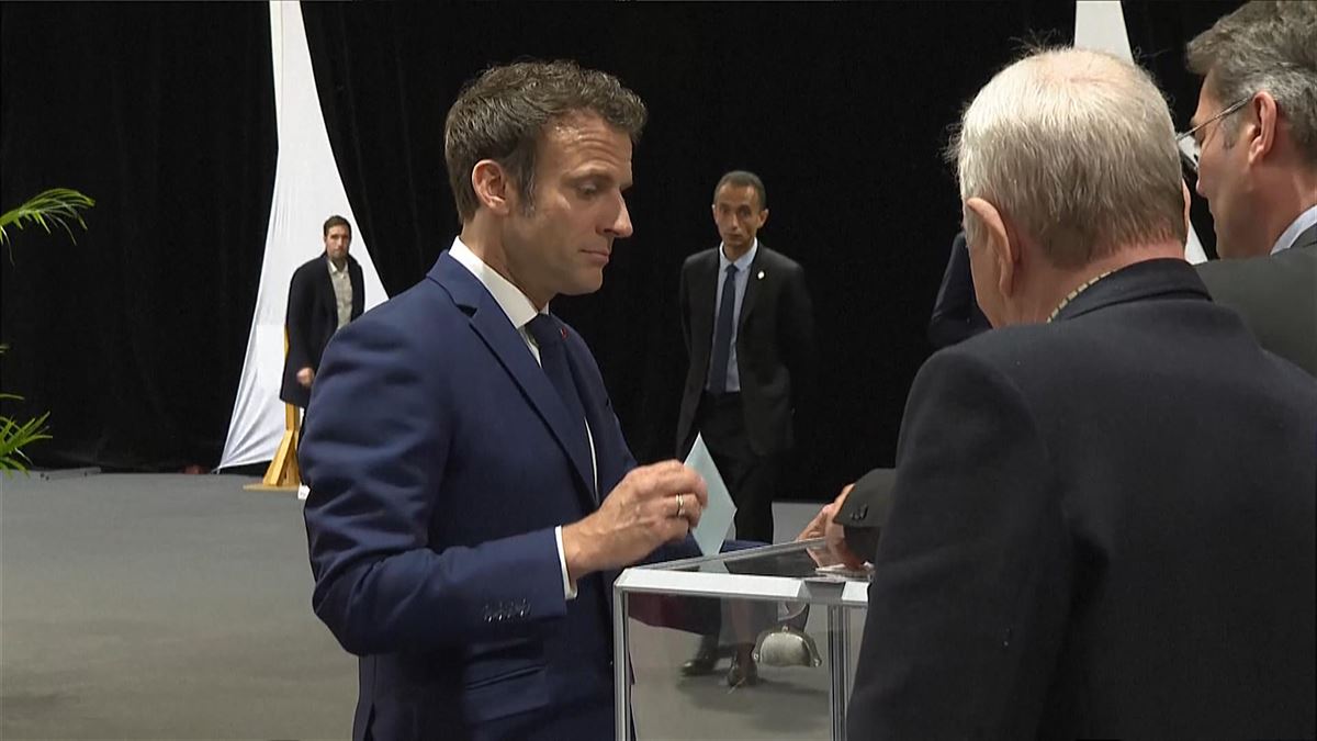 Emmanuel Macron. Una foto sacada de un vídeo de EITB Media.