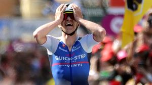 El belga Remco Evenepoel gana la Lieja-Bastoña-Lieja