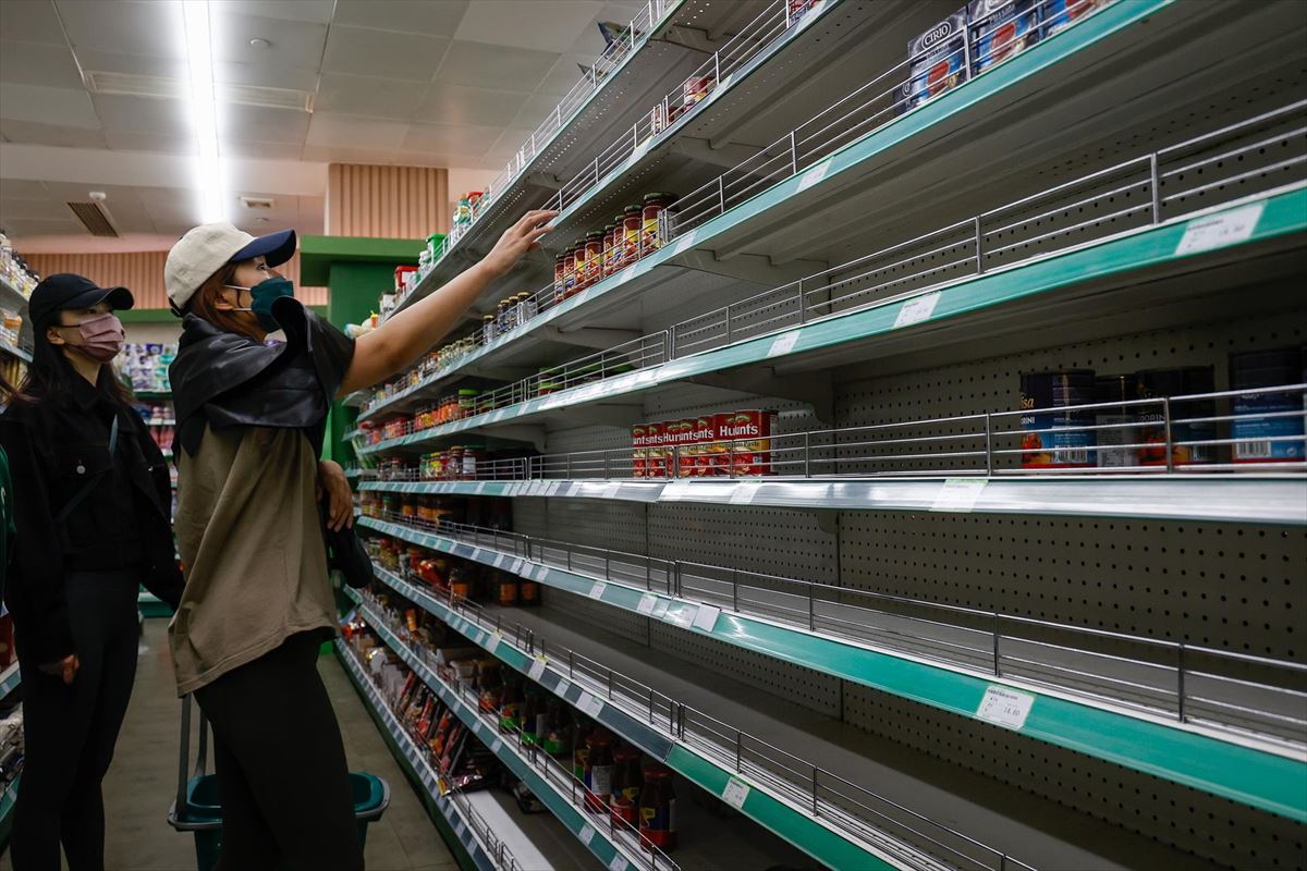 Supermercados vacios en China por coronavirus