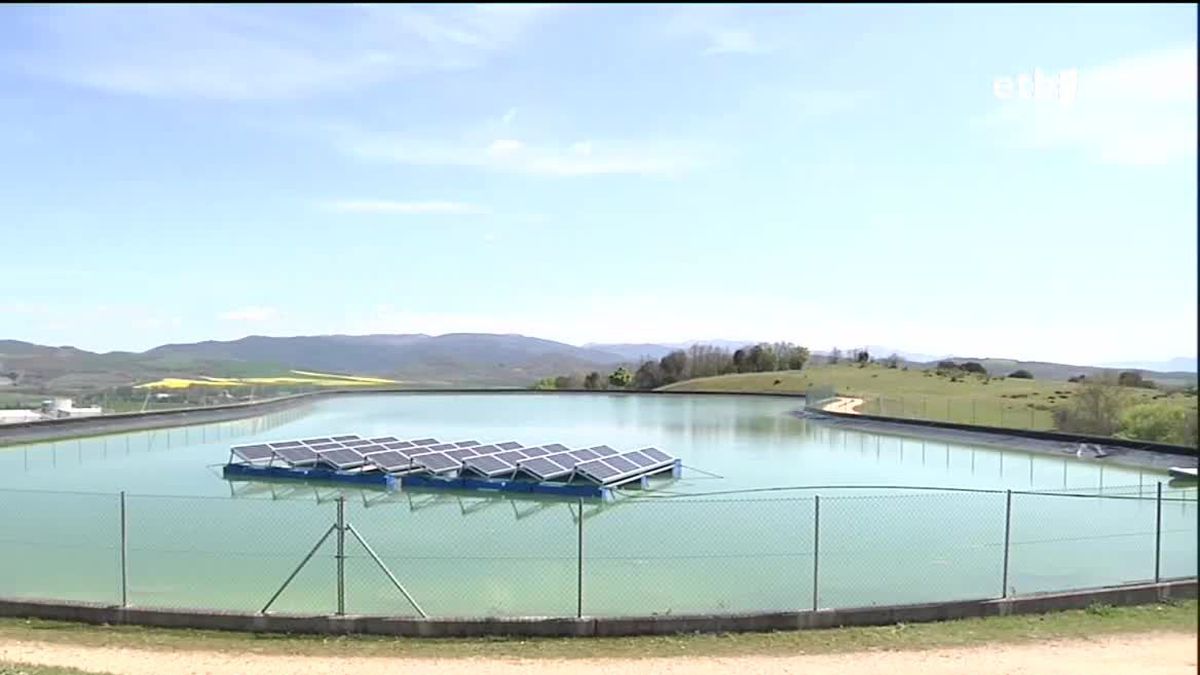 Planta fotovoltaikoa. EITB Mediaren bideo batetik ateratako irudia.