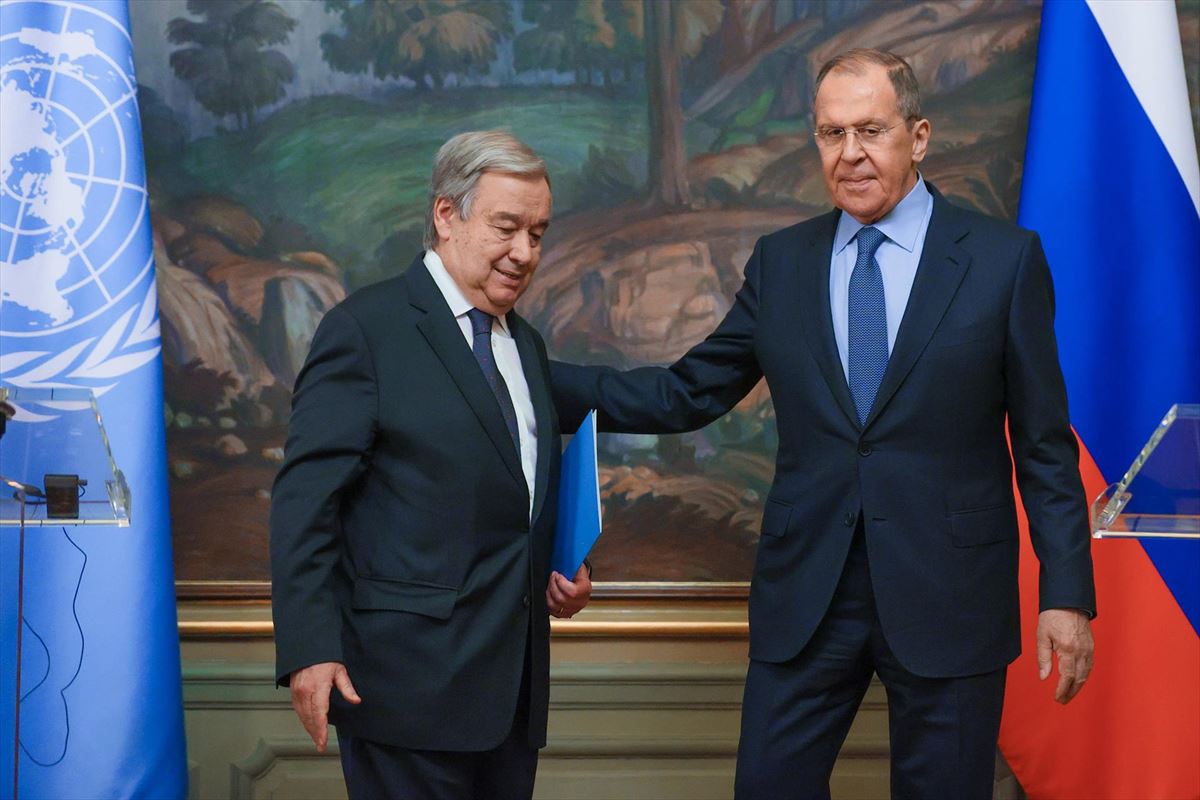 Gutérres y Lavrov, hoy, en Moscú. EFE.