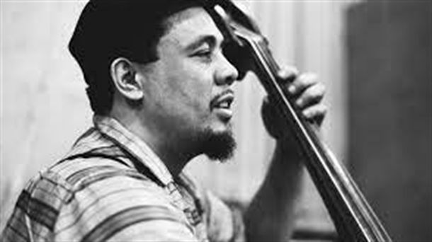 Monográfico sobre los grandes momentos de Charles Mingus, del que ahora se celebra su centernario