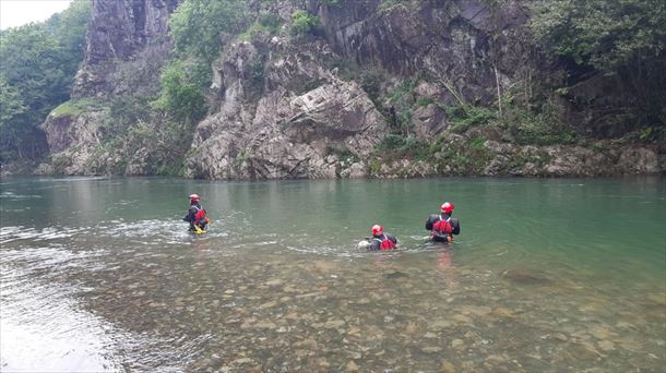 Búsqueda del joven migrante desaparecido en la cuenca del Bidasoa