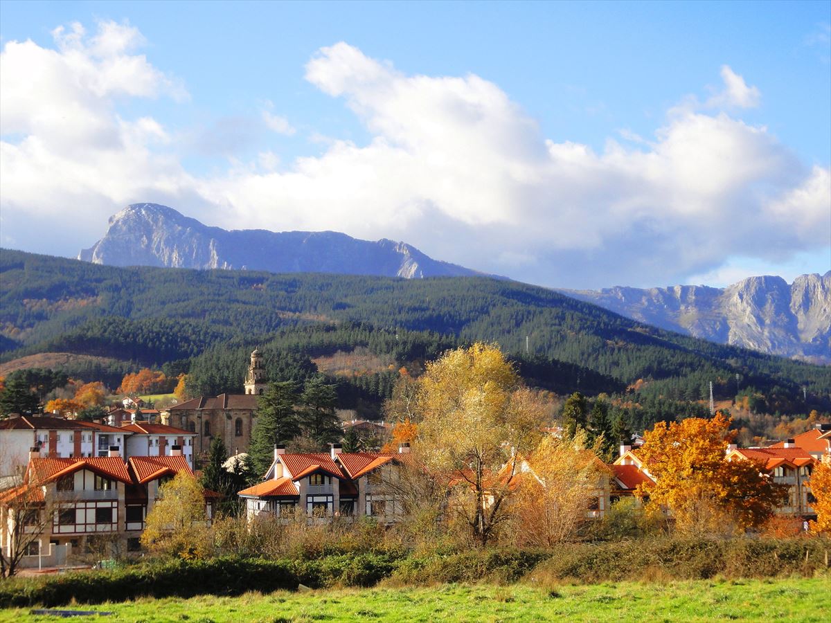 Hodeiak eta ostarteak Elorrion (Bizkaia). 