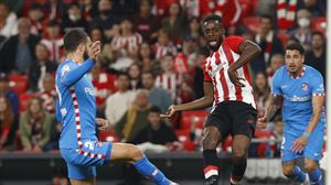 El Athletic se reengancha a la lucha por Europa (2-0)