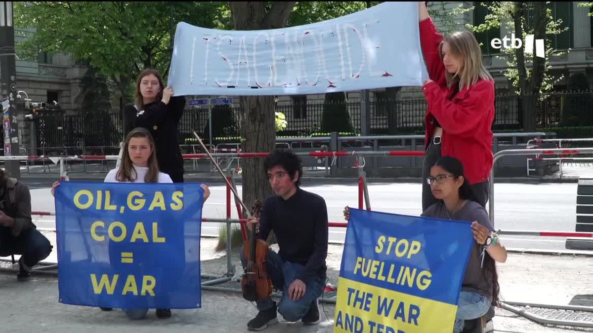 Jóvenes disidentes rusos. Imagen obtenida de un vídeo de EITB Media