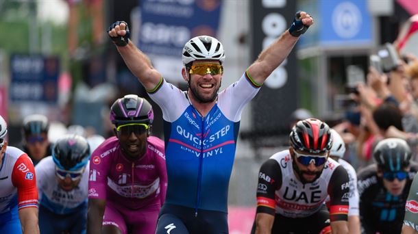 Mark Cavendish triunfa el la tercera etapa del Giro