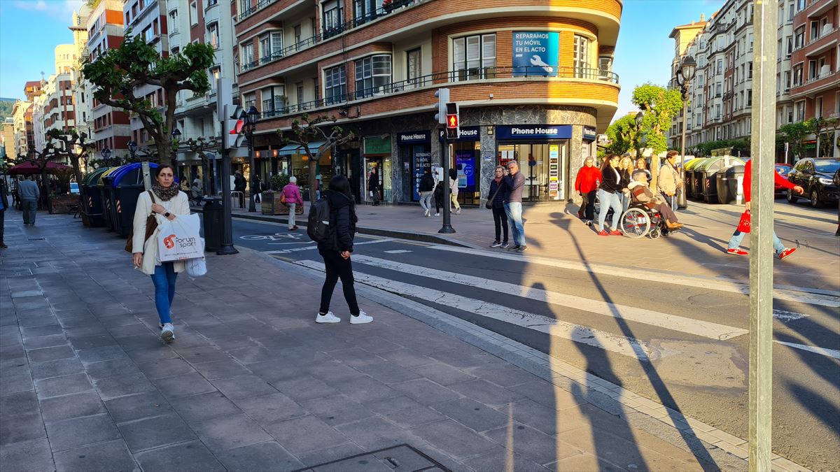 Gente en Bilbao